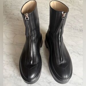 The Row Zipped Boot Excellent Condition size 37